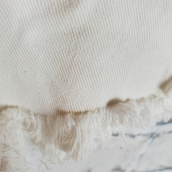 Free People Runaway Slouch Cutoffs Button Fly Cream Denim Size 24 Festival - Picture 12 of 16